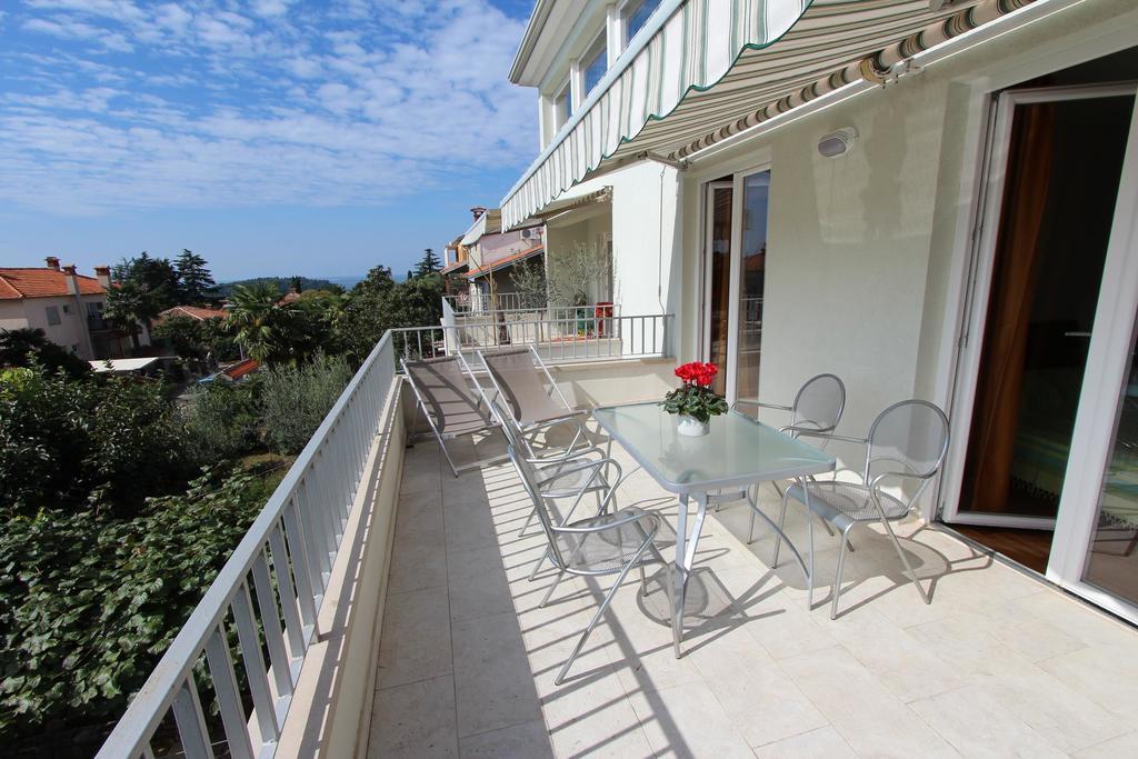 Apartments El Corsaro ロヴィニ 部屋 写真